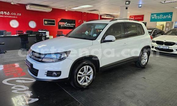 Buy Used Volkswagen Tiguan White Car in Mbabane in Manzini Buy Used Volkswagen Tiguan White Car in Mbabane in Manzini