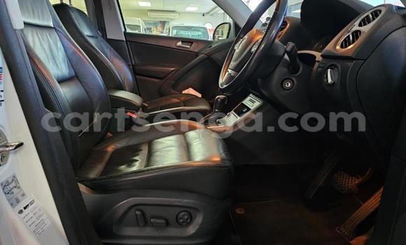 Buy Used Volkswagen Tiguan White Car in Mbabane in Manzini Buy Used Volkswagen Tiguan White Car in Mbabane in Manzini