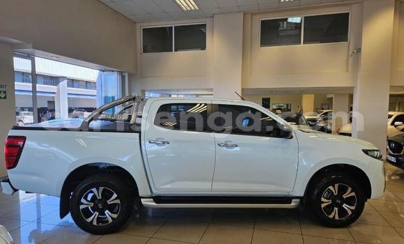 Buy Used Mazda BT-50 White Car in Mbabane in Manzini Buy Used Mazda BT-50 White Car in Mbabane in Manzini