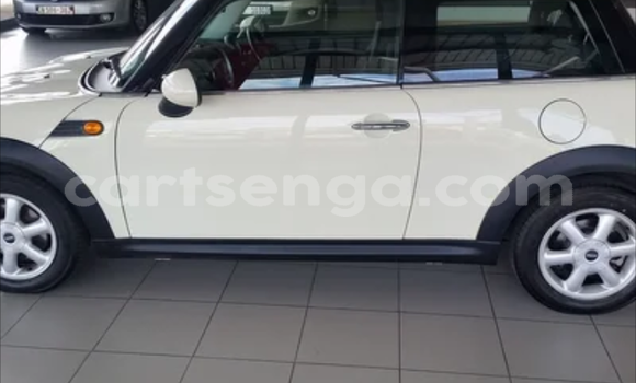 Acheter Occasion Voiture MINI Cooper Blanc à Bhunya, Manzini Acheter Occasion Voiture MINI Cooper Blanc à Bhunya, Manzini