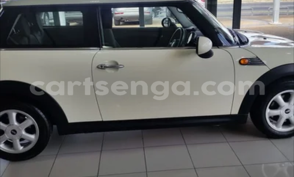 Acheter Occasion Voiture MINI Cooper Blanc à Bhunya, Manzini Acheter Occasion Voiture MINI Cooper Blanc à Bhunya, Manzini