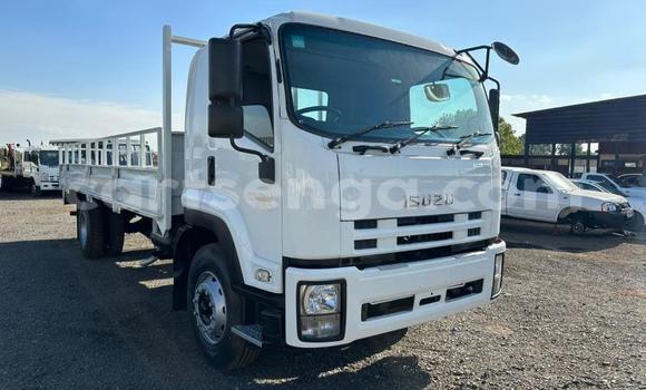 Buy Used Isuzu FTR 850 White Truck in Mbabane in Manzini Buy Used Isuzu FTR 850 White Truck in Mbabane in Manzini