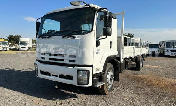 Acheter Occasion Utilitaire Isuzu FTR 850 Blanc à Mbabane, Manzini Acheter Occasion Utilitaire Isuzu FTR 850 Blanc à Mbabane, Manzini