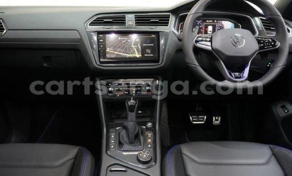 Buy Used Volkswagen Tiguan Silver Car in Mbabane in Manzini Buy Used Volkswagen Tiguan Silver Car in Mbabane in Manzini