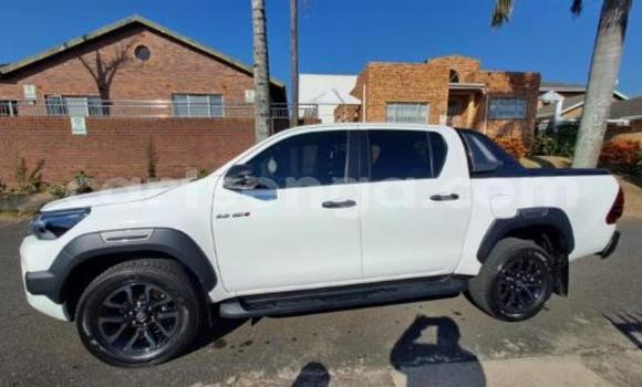 Acheter Occasion Voiture Toyota Hilux Blanc à Mbabane, Manzini Acheter Occasion Voiture Toyota Hilux Blanc à Mbabane, Manzini