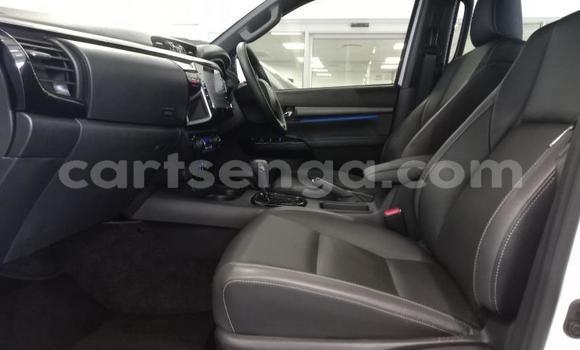 Acheter Occasion Voiture Toyota Hilux Blanc à Mbabane, Manzini Acheter Occasion Voiture Toyota Hilux Blanc à Mbabane, Manzini