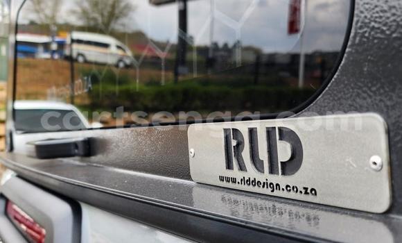 Buy Used Toyota Hilux Silver Car in Ezulwini in Hhohho Buy Used Toyota Hilux Silver Car in Ezulwini in Hhohho