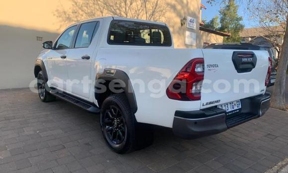 Acheter Occasion Voiture Toyota Hilux Blanc à Mbabane, Manzini Acheter Occasion Voiture Toyota Hilux Blanc à Mbabane, Manzini