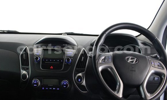 Buy Used Hyundai ix35 Silver Car in Mbabane in Manzini Buy Used Hyundai ix35 Silver Car in Mbabane in Manzini