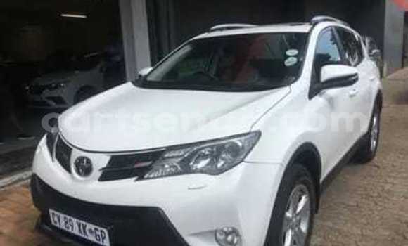 Buy Used Toyota RAV4 White Car in Mbabane in Manzini Buy Used Toyota RAV4 White Car in Mbabane in Manzini