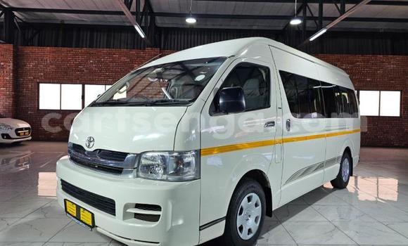 Buy Used Toyota 4Runner White Car in Mbabane in Manzini Buy Used Toyota 4Runner White Car in Mbabane in Manzini