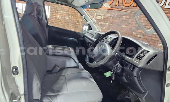 Buy Used Toyota 4Runner White Car in Mbabane in Manzini Buy Used Toyota 4Runner White Car in Mbabane in Manzini