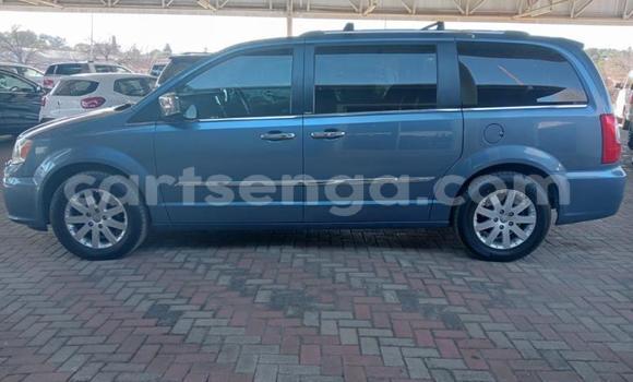 Buy Used Chrysler Voyager Blue Car in Mbabane in Manzini Buy Used Chrysler Voyager Blue Car in Mbabane in Manzini