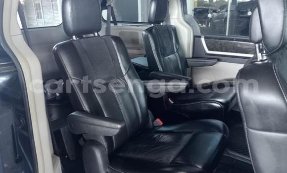 Buy Used Chrysler Voyager Blue Car in Mbabane in Manzini Buy Used Chrysler Voyager Blue Car in Mbabane in Manzini