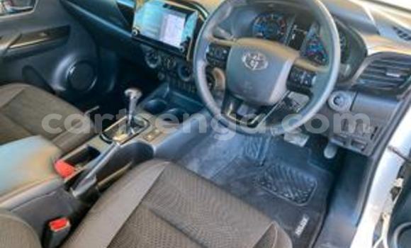 Acheter Occasion Voiture Toyota Hilux Blanc à Big Bend, Lubombo District Acheter Occasion Voiture Toyota Hilux Blanc à Big Bend, Lubombo District