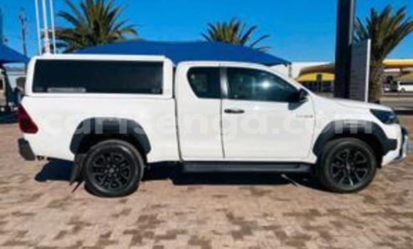 Acheter Occasion Voiture Toyota Hilux Blanc à Big Bend, Lubombo District Acheter Occasion Voiture Toyota Hilux Blanc à Big Bend, Lubombo District