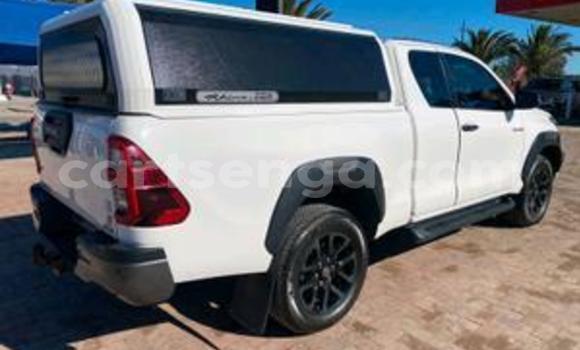 Acheter Occasion Voiture Toyota Hilux Blanc à Big Bend, Lubombo District Acheter Occasion Voiture Toyota Hilux Blanc à Big Bend, Lubombo District