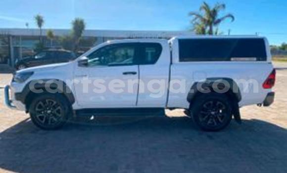 Acheter Occasion Voiture Toyota Hilux Blanc à Big Bend, Lubombo District Acheter Occasion Voiture Toyota Hilux Blanc à Big Bend, Lubombo District