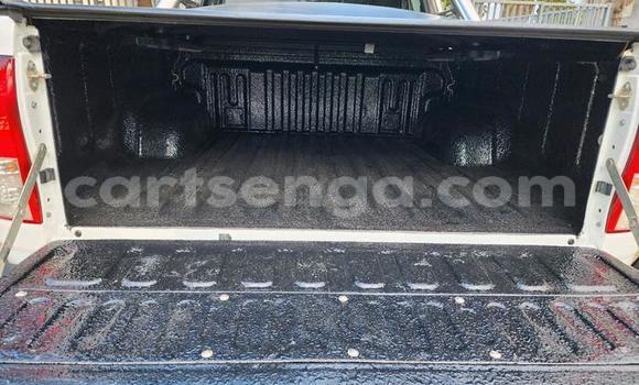 Acheter Occasion Voiture Toyota Hilux Blanc à Big Bend, Lubombo District Acheter Occasion Voiture Toyota Hilux Blanc à Big Bend, Lubombo District