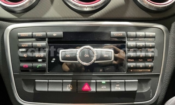 Nunua Ilio tumika Mercedes‒Benz CLA-klasse Silver Gari ndani ya Big Bend nchini Wilaya ya Lubombo Nunua Ilio tumika Mercedes‒Benz CLA-klasse Silver Gari ndani ya Big Bend nchini Wilaya ya Lubombo