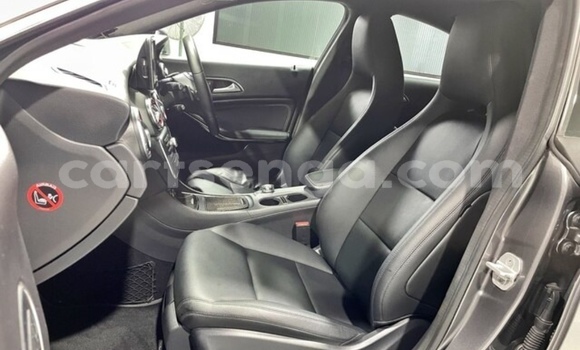 Nunua Ilio tumika Mercedes‒Benz CLA-klasse Silver Gari ndani ya Big Bend nchini Wilaya ya Lubombo Nunua Ilio tumika Mercedes‒Benz CLA-klasse Silver Gari ndani ya Big Bend nchini Wilaya ya Lubombo