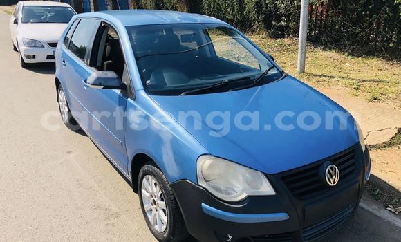 Nunua Ilio tumika Volkswagen Polo Blue Gari ndani ya Mbabane nchini Manzini