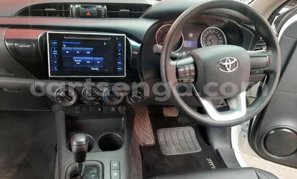 Buy Used Toyota Hilux White Car in Mbabane in Manzini Buy Used Toyota Hilux White Car in Mbabane in Manzini