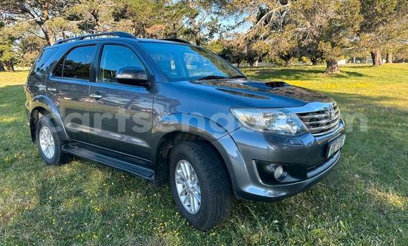 Acheter Occasion Voiture Toyota Fortuner Gris à Ezulwini, Hhohho Acheter Occasion Voiture Toyota Fortuner Gris à Ezulwini, Hhohho