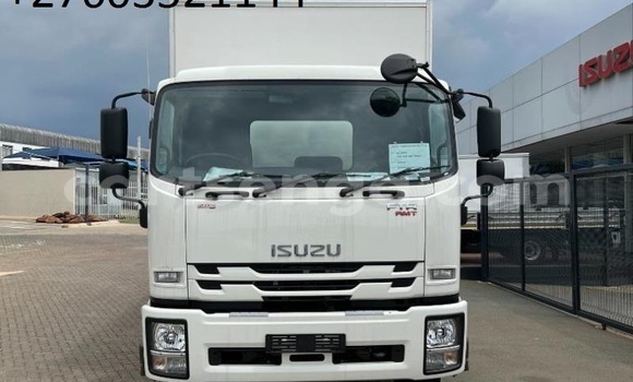 Acheter Occasion Utilitaire Isuzu FTR 850 Blanc à Mbabane, Manzini