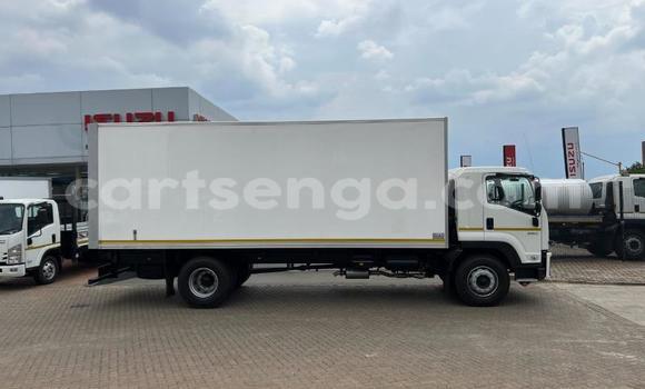 Acheter Occasion Utilitaire Isuzu FTR 850 Blanc à Mbabane, Manzini Acheter Occasion Utilitaire Isuzu FTR 850 Blanc à Mbabane, Manzini