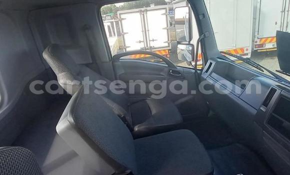 Acheter Occasion Utilitaire Isuzu FTR 850 Blanc à Mbabane, Manzini Acheter Occasion Utilitaire Isuzu FTR 850 Blanc à Mbabane, Manzini