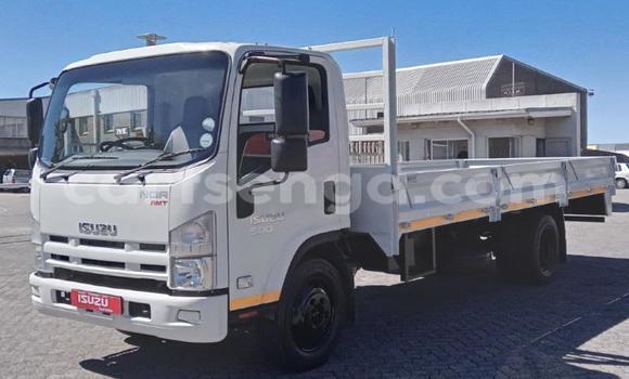 Acheter Occasion Utilitaire Isuzu FTR 850 Blanc à Mbabane, Manzini Acheter Occasion Utilitaire Isuzu FTR 850 Blanc à Mbabane, Manzini