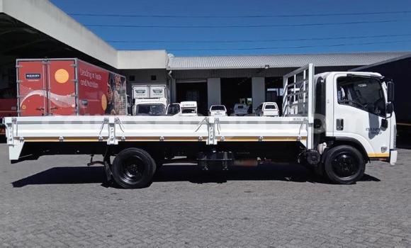 Acheter Occasion Utilitaire Isuzu FTR 850 Blanc à Mbabane, Manzini Acheter Occasion Utilitaire Isuzu FTR 850 Blanc à Mbabane, Manzini