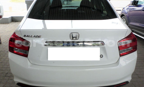 Buy Used Honda Ballade White Car in Mbabane in Manzini Buy Used Honda Ballade White Car in Mbabane in Manzini