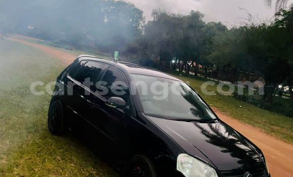 Nunua Ilio tumika Volkswagen Polo Black Gari ndani ya Lobamba nchini Manzini
