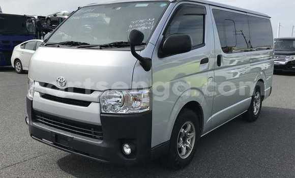 Buy Used Toyota Hiace Silver Car in Mbabane in Manzini