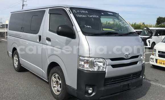 Nunua Ilio tumika Toyota Hiace Silver Gari ndani ya Mbabane nchini Manzini Nunua Ilio tumika Toyota Hiace Silver Gari ndani ya Mbabane nchini Manzini