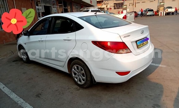 Acheter Occasion Voiture Hyundai Accent Blanc à Kwaluseni, Manzini Acheter Occasion Voiture Hyundai Accent Blanc à Kwaluseni, Manzini