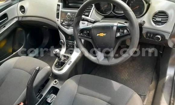 Nunua Ilio tumika Toyota FJ Cruiser White Gari ndani ya Kwaluseni nchini Manzini Nunua Ilio tumika Toyota FJ Cruiser White Gari ndani ya Kwaluseni nchini Manzini