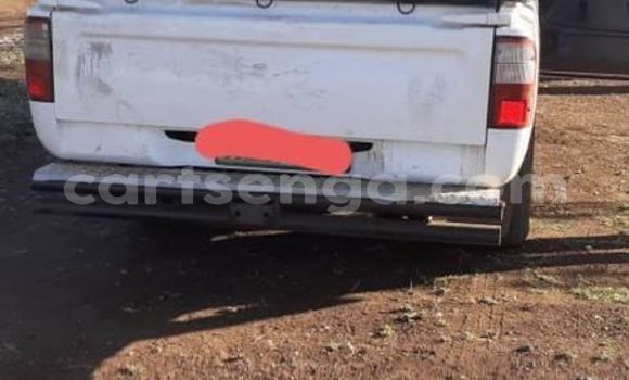 Buy Used Toyota Hilux White Car in Kwaluseni in Manzini Buy Used Toyota Hilux White Car in Kwaluseni in Manzini