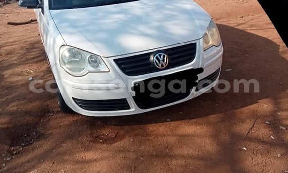 Buy Used Volkswagen Polo White Car in Kwaluseni in Manzini Buy Used Volkswagen Polo White Car in Kwaluseni in Manzini