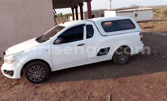 Nunua Ilio tumika Chevrolet Uplander White Gari ndani ya Kwaluseni nchini Manzini