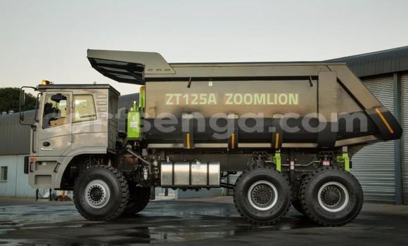 Acheter Occasion Utilitaire Caterpillar 120 Noir à Mbabane, Manzini Acheter Occasion Utilitaire Caterpillar 120 Noir à Mbabane, Manzini