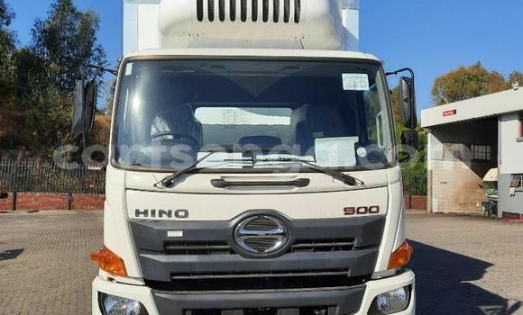 Acheter Occasion Utilitaire Hino 300 Series Blanc à Mbabane, Manzini Acheter Occasion Utilitaire Hino 300 Series Blanc à Mbabane, Manzini