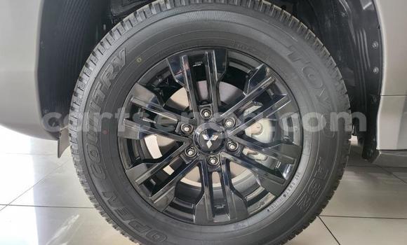 Buy Used Mitsubishi Pajero Silver Car in Mbabane in Manzini Buy Used Mitsubishi Pajero Silver Car in Mbabane in Manzini