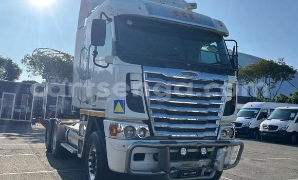 Acheter Occasion Utilitaire Scania R420 Blanc à Mbabane, Manzini Acheter Occasion Utilitaire Scania R420 Blanc à Mbabane, Manzini