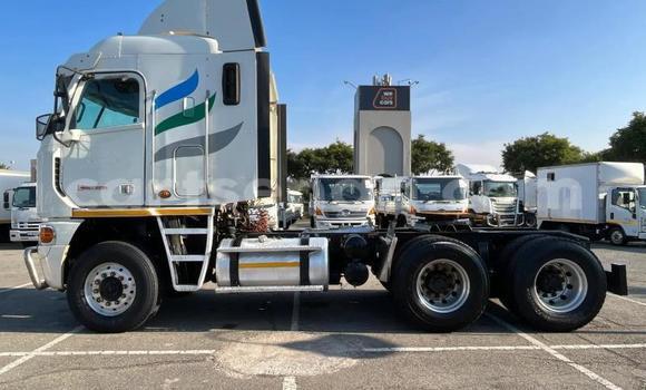 Acheter Occasion Utilitaire Scania R420 Blanc à Mbabane, Manzini Acheter Occasion Utilitaire Scania R420 Blanc à Mbabane, Manzini