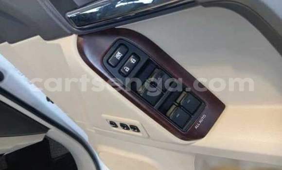 Nunua Ilio tumika Toyota Land Cruiser Prado Other Gari ndani ya Manzini nchini Manzini Nunua Ilio tumika Toyota Land Cruiser Prado Other Gari ndani ya Manzini nchini Manzini