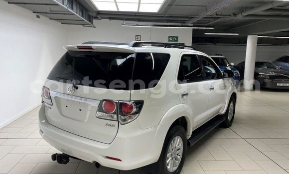 Buy Used Toyota Fortuner White Car in Manzini in Manzini Buy Used Toyota Fortuner White Car in Manzini in Manzini