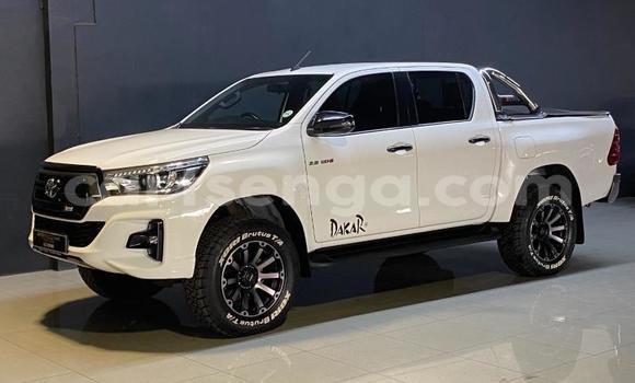 Nunua Ilio tumika Toyota Hilux White Gari ndani ya Mbabane nchini Manzini Nunua Ilio tumika Toyota Hilux White Gari ndani ya Mbabane nchini Manzini